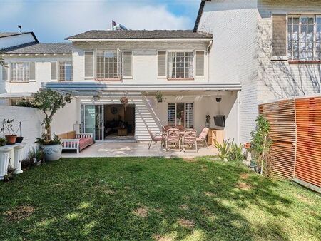 3 Bedroom Townhouse in Benmore Gardens