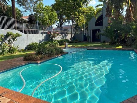 2 Bedroom Apartment in Sandown