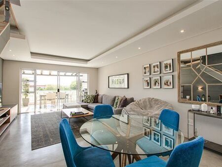 2 Bedroom Apartment in Melrose