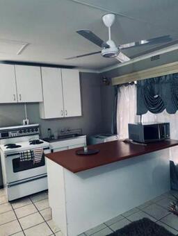 1 Bedroom Garden Cottage in Blairgowrie