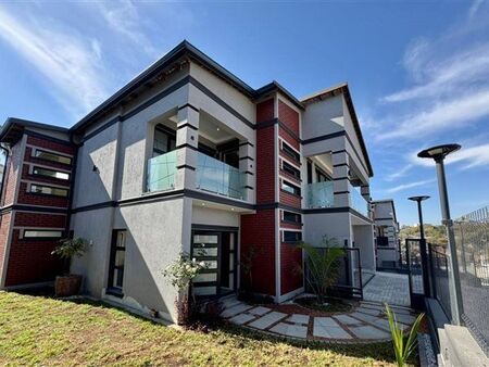 3 Bedroom House in Ferndale