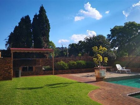 3 Bedroom Apartment in Fairland