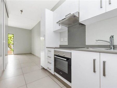 Studio apartment in North Riding
