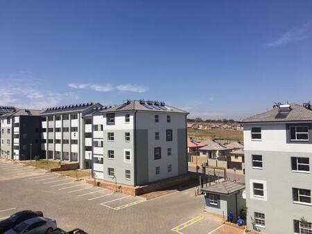 2 Bedroom Apartment in Dainfern