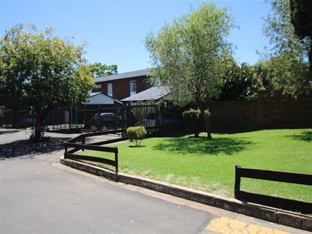 3 Bedroom Townhouse in Bedford Gardens