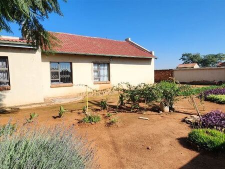 4 Bedroom House in Henley on Klip