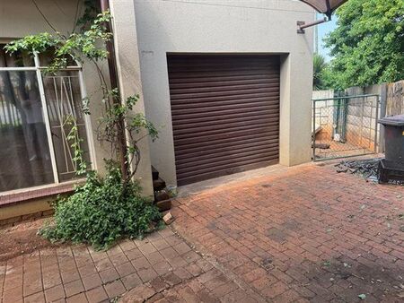 3 Bedroom House in Dersley