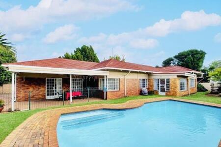 1 Bedroom House in Parkdene