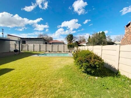 3 Bedroom House in Florentia