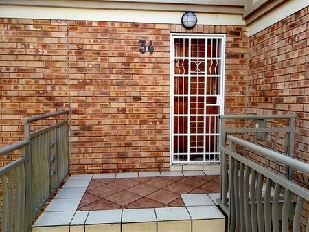 3 Bedroom Flat in Eco Park