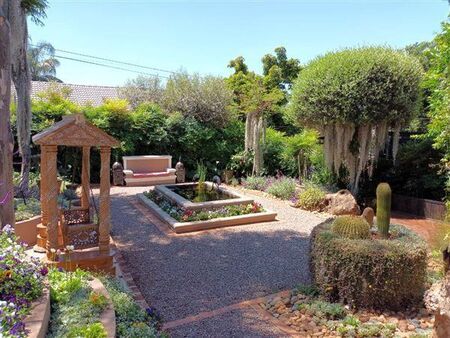 1 Bedroom Apartment in Zwartkop