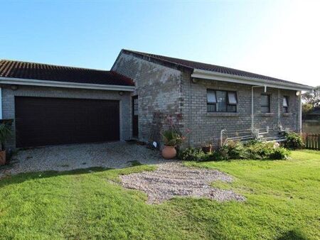 2 Bedroom Apartment in Lorraine