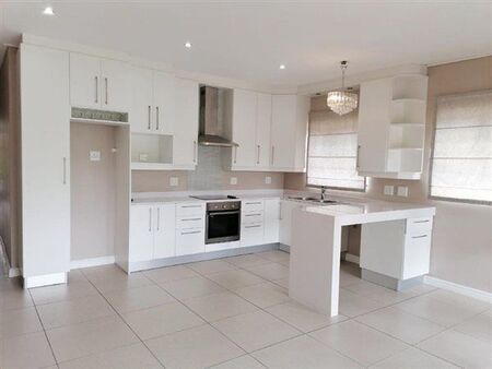 2 Bedroom Apartment in Summerstrand