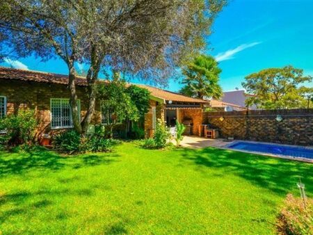 3 Bedroom Townhouse in Gallo Manor