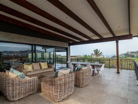 4 Bedroom House in Sheffield Beach