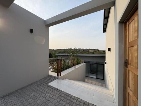 4 Bedroom House in Palm Lakes Estate