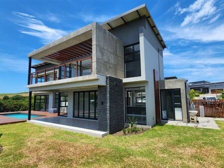 4 Bedroom House in Palm Lakes Estate