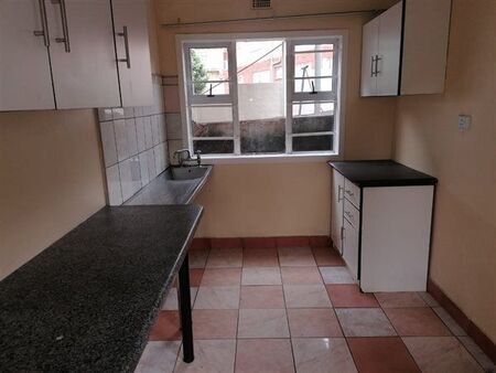 1.5 Bedroom House in Everest Heights