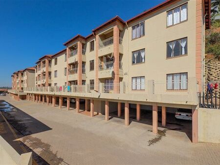 2 Bedroom Townhouse in Constantia Kloof