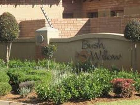 2 Bedroom Simplex in Mooikloof Ridge