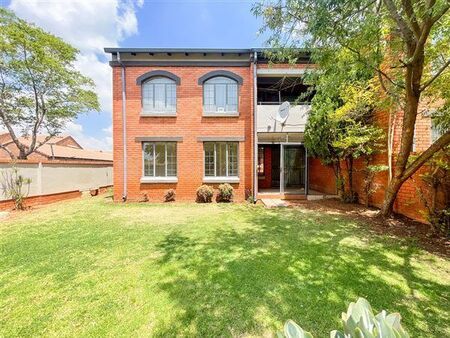 2 Bedroom Apartment in Mooikloof Ridge