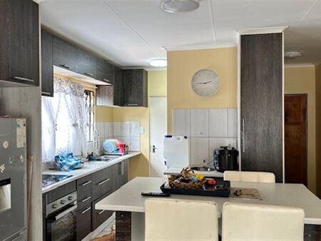 3 Bedroom House in Hesteapark