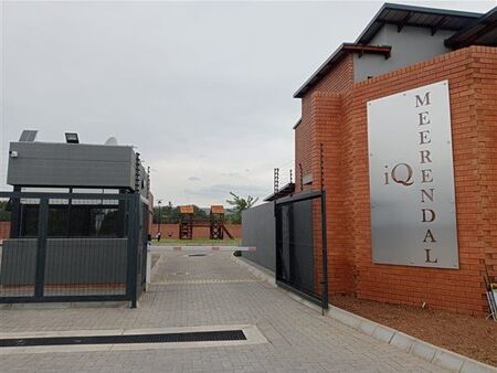 2 Bedroom Apartment in Sinoville