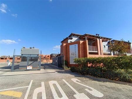 2 Bedroom Apartment in Sinoville