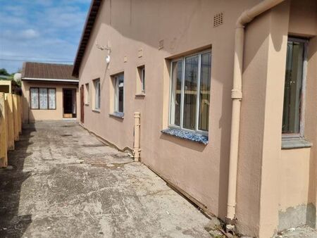 4 Bedroom House in Merewent