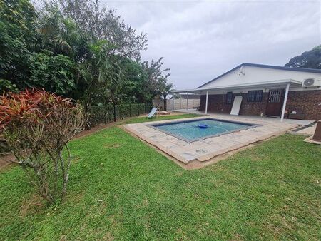 3 Bedroom Apartment in Amanzimtoti