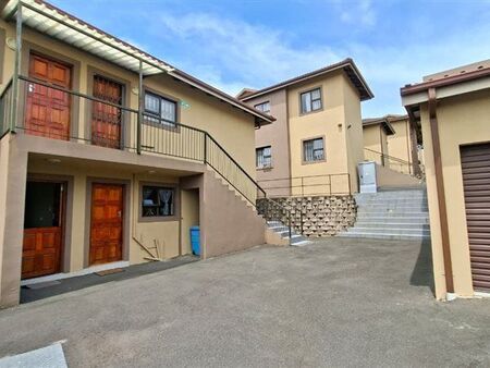 2 Bedroom Simplex in Doon Heights