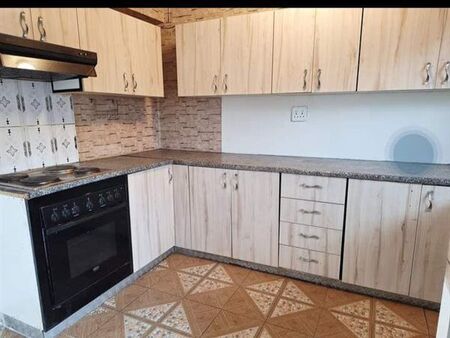 2 Bedroom Apartment in Amanzimtoti