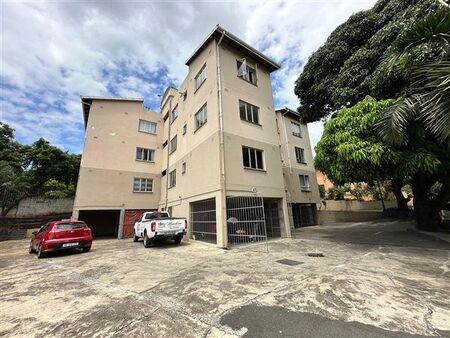 2 Bedroom Apartment in Verulam Central