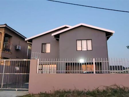3 Bedroom Apartment in Trenance Park
