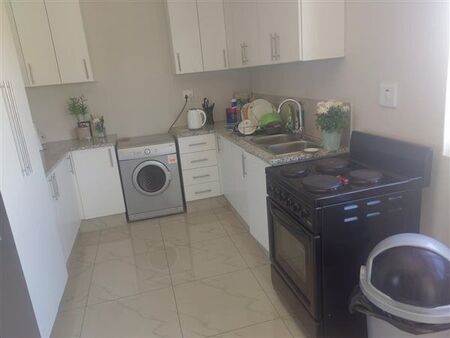 2 Bedroom Apartment in Lotusville