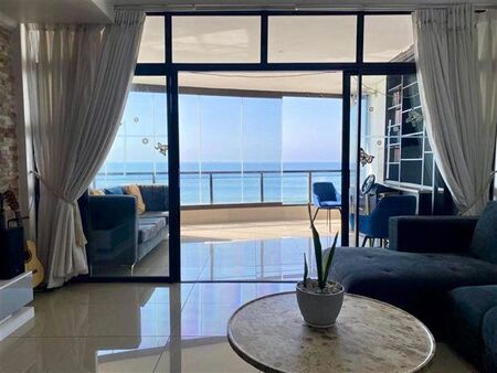 3 Bedroom Apartment in La Mercy