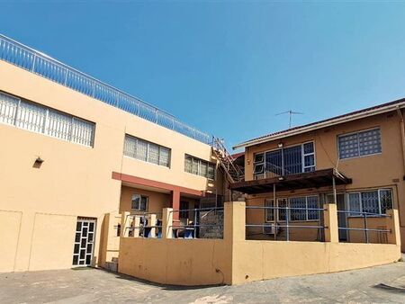 2 Bedroom Apartment in La Mercy