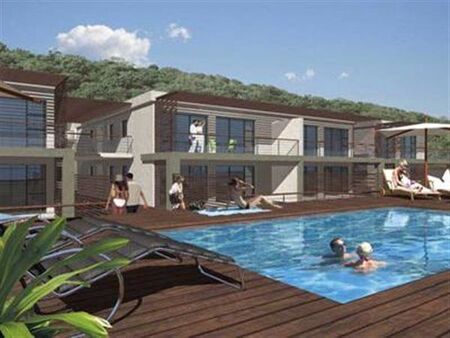 3 Bedroom Apartment in La Mercy