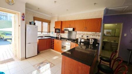 2 Bedroom Apartment in La Mercy