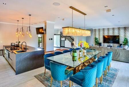 5 Bedroom House in Zimbali Estate