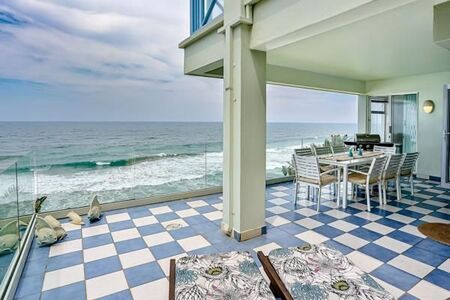 3 Bedroom Apartment in Shakas Rock