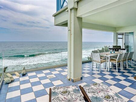 3 Bedroom Apartment in Shakas Rock