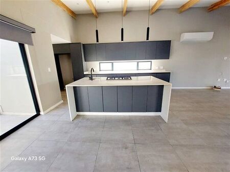 4 Bedroom House in Palm Lakes Estate