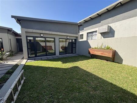 4 Bedroom House in Palm Lakes Estate