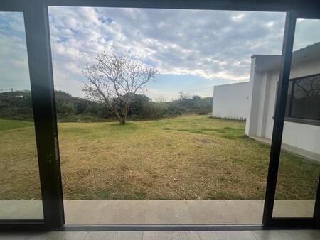 3 Bedroom House in Sheffield Beach