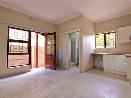 2 Bedroom Apartment in George South