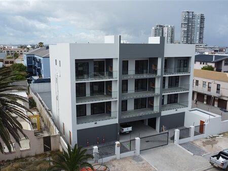 2 Bedroom Apartment in Table View