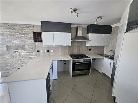 2 Bedroom Apartment in Lagoon Beach