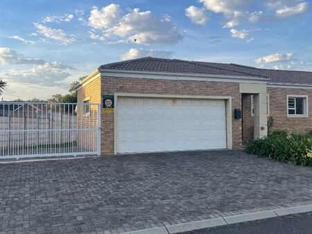 3 Bedroom House in Langeberg Ridge