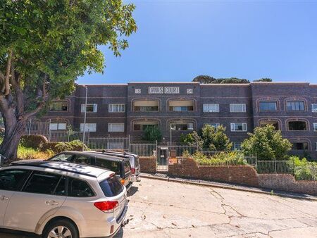 2 Bedroom Apartment in Tamboerskloof